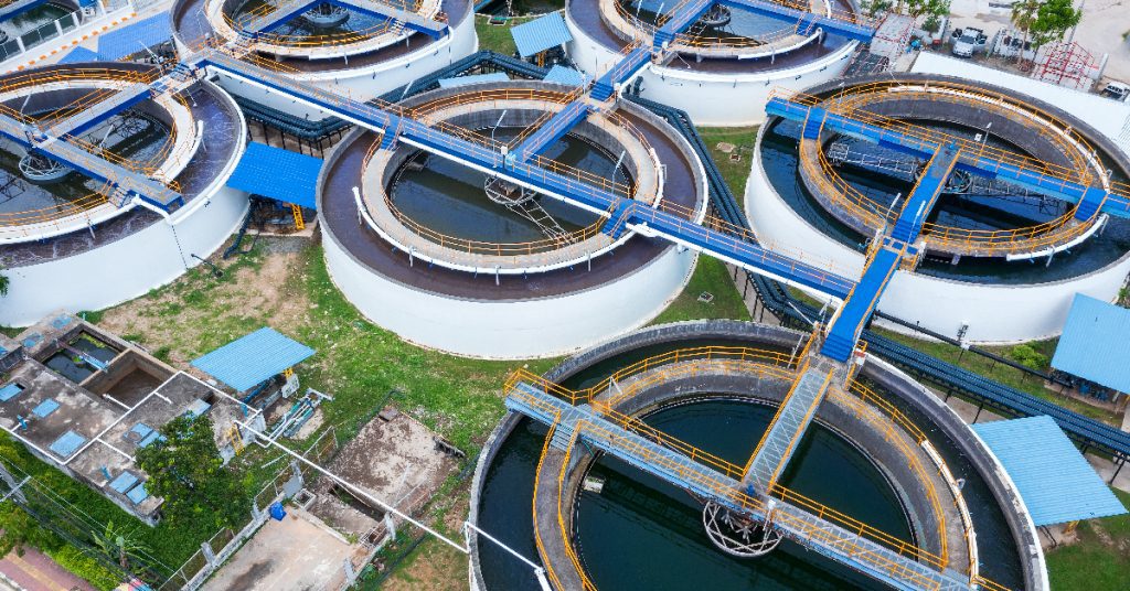 How a Commercial Water Softener Enhances Operations?